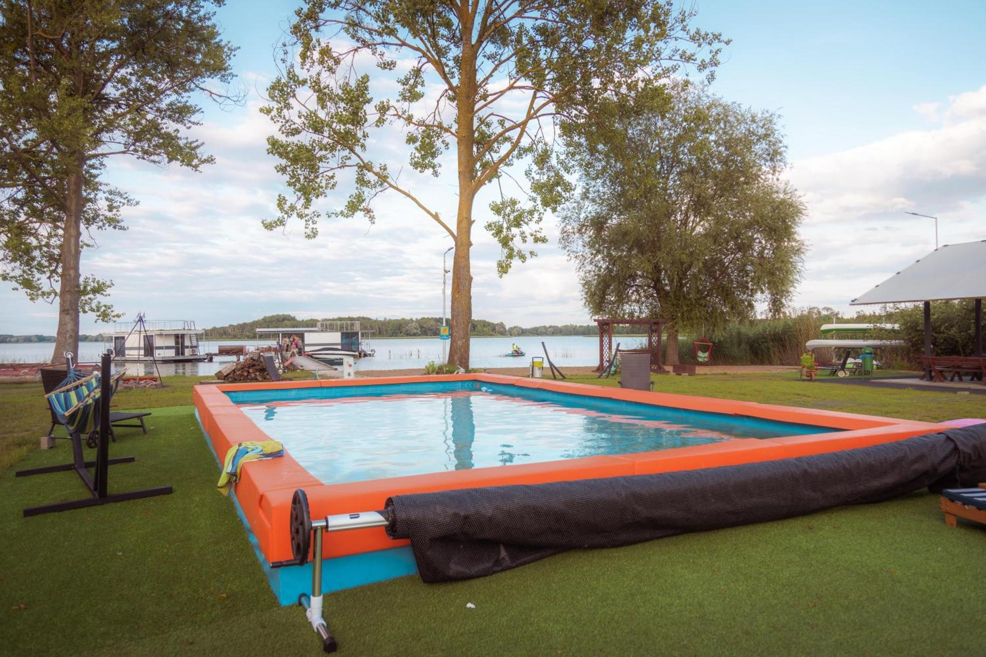 Villa Osrodek Wypoczynkowy "Marina Rozbejko" Myślibórz Exterior foto